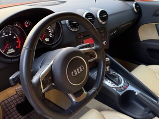 2012 Audi TT II (8J) Рестайлинг, оранжевый, 2200000 рублей, вид 4