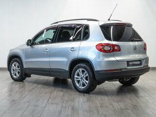 2011 Volkswagen Tiguan I, серебристый, 1199000 рублей, вид 2