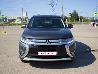 2017 Mitsubishi Outlander III Рестайлинг 2, серый, 3150000 рублей, вид 2