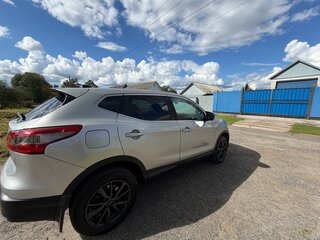 2014 Nissan Qashqai II, серебристый, 1350000 рублей, вид 2