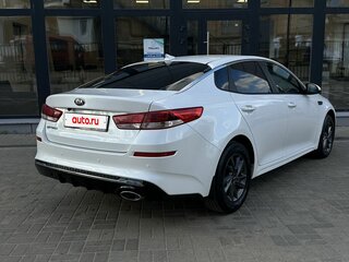 2018 Kia Optima IV Рестайлинг, белый, 1650000 рублей, вид 3