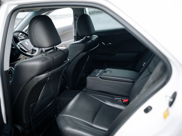 2009 Toyota Crown XIII (S200), белый, 1880000 рублей - вид 16