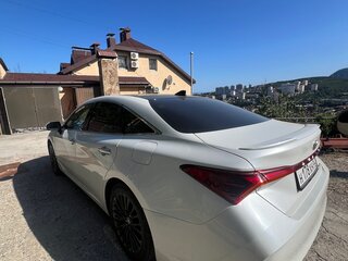 2022 Toyota Avalon V, белый, 3550000 рублей, вид 5