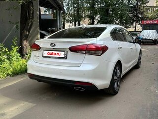 2019 Kia Cerato III Рестайлинг (Classic), белый, 1700000 рублей, вид 5