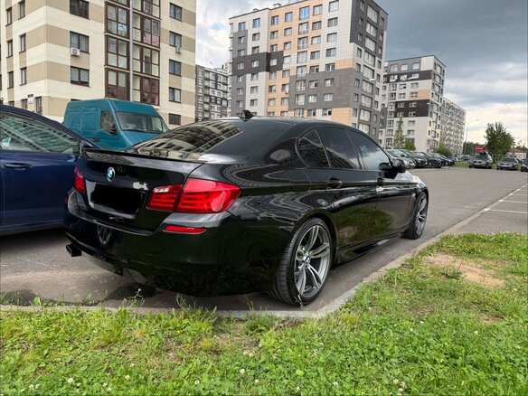 2010 BMW 5 серии 525d VI (F10/F11/F07), чёрный, 1800000 рублей - вид 8