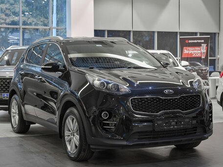 2017 Kia Sportage IV, чёрный, 1599000 рублей, вид 1