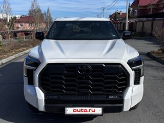 2024 Toyota Tundra CrewMax III, белый, 9100000 рублей, вид 1