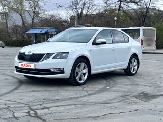 2017 Skoda Octavia III (A7) Рестайлинг, белый, 1950000 рублей, вид 1