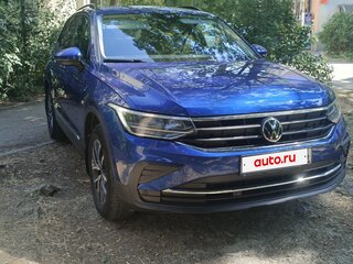 2021 Volkswagen Tiguan II Рестайлинг, синий, 2650000 рублей, вид 1