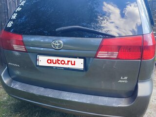 2004 Toyota Sienna II, белый, 1000000 рублей, вид 1
