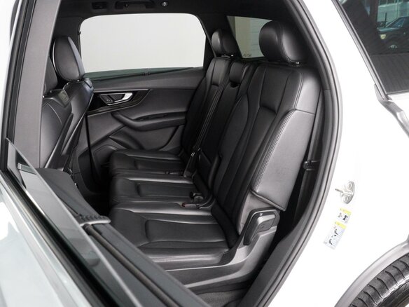 2019 Audi Q7 II (4M), белый, 4579000 рублей - вид 9