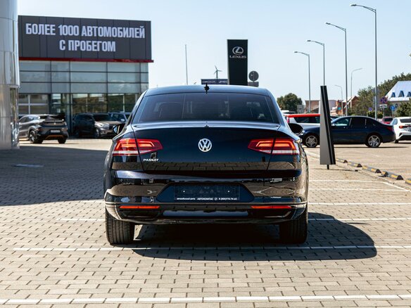 2017 Volkswagen Passat DSG6 B8, чёрный, 1565000 рублей - вид 4