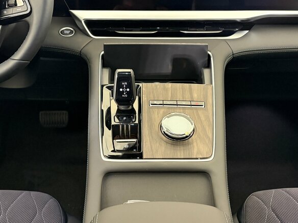 2026 Geely Monjaro I, серый - вид 17