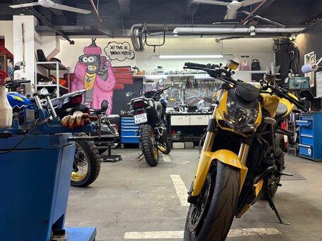 2013 Ducati Streetfighter, жёлтый, 828888 рублей, вид 4