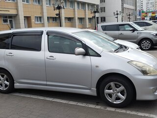 2008 Toyota Wish I Рестайлинг, серебристый, 1100000 рублей, вид 4