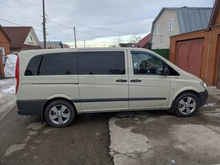 2013 Mercedes-Benz Vito 110 CDI L2 II (W639) Рестайлинг, бежевый, 1680000 рублей, вид 2