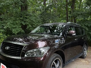 2012 Infiniti QX56 II, пурпурный, 1500000 рублей, вид 2