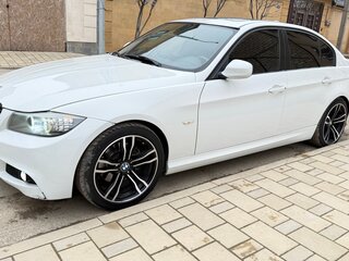 2010 BMW 3 серии 328i V (E90/E91/E92/E93) Рестайлинг, белый, 1350000 рублей, вид 2