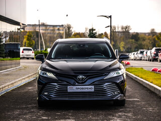 2019 Toyota Camry VIII (XV70), чёрный, 2578245 рублей, вид 4