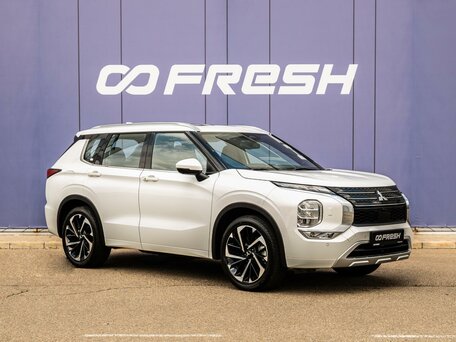 Mitsubishi Outlander IV