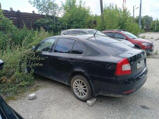 2012 Skoda Octavia II (A5) Рестайлинг, чёрный, 513900 рублей, вид 3