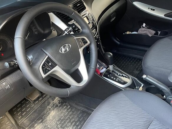 2014 Hyundai Solaris I, серый - вид 4