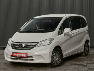 2011 Honda Freed Spike I, белый, 1050000 рублей, вид 1