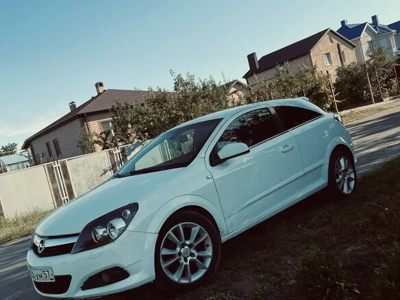 2008 Opel Astra GTC H Рестайлинг, белый