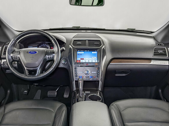 2018 Ford Explorer V Рестайлинг, серебристый, 3595000 рублей - вид 14