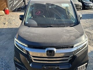 2021 Honda Stepwgn Spada V Рестайлинг, чёрный, 2740000 рублей, вид 2