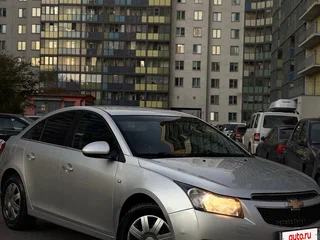 2011 Chevrolet Cruze I, серебристый, 490000 рублей, вид 2