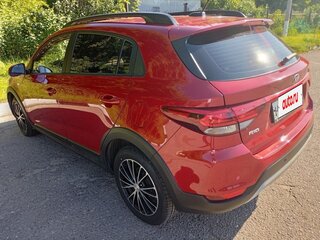 2020 Kia Rio X-Line IV, красный, 1650000 рублей, вид 3