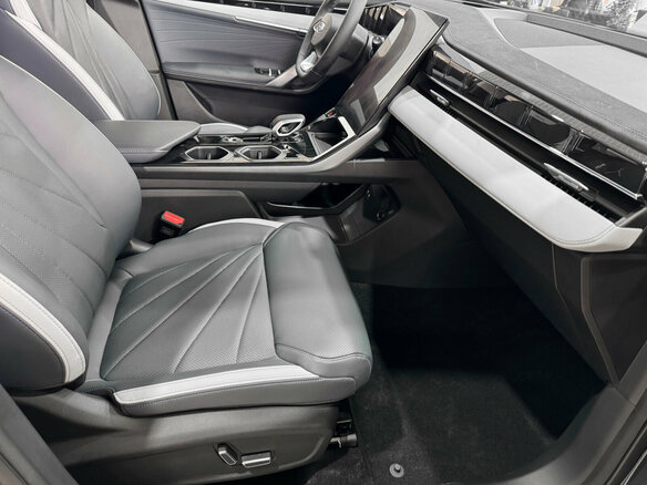2025 Geely Atlas II, зелёный, 3909990 рублей - вид 18