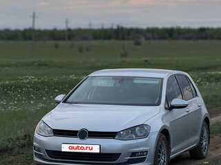 2014 Volkswagen Golf VII, серебристый, 970000 рублей, вид 4