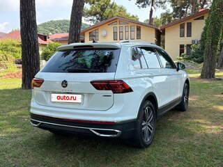 2021 Volkswagen Tiguan II Рестайлинг, белый, 2750000 рублей, вид 5