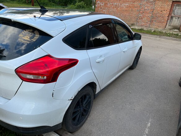2017 Ford Focus III Рестайлинг, белый, 900000 рублей - вид 5
