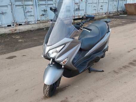2019 Suzuki Burgman UH 200, серебристый, 219000 рублей, вид 1