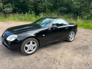 1998 Mercedes-Benz SLK-Класс 200 I (R170), чёрный, 840000 рублей, вид 2