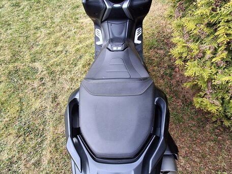 2017 Yamaha TMAX, чёрный, 780000 рублей, вид 4