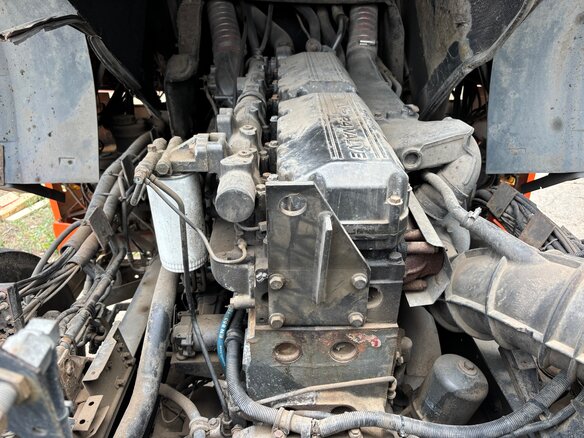2001 DAF 95XF, оранжевый, 1800000 рублей - вид 24