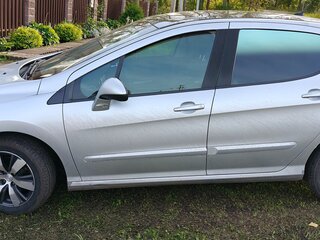 2009 Peugeot 308 I, серебристый, 400000 рублей, вид 3