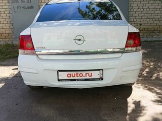 2013 Opel Astra H Рестайлинг, белый, 690000 рублей, вид 3