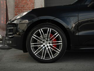 2014 Porsche Macan Turbo I, чёрный, 2450000 рублей, вид 4