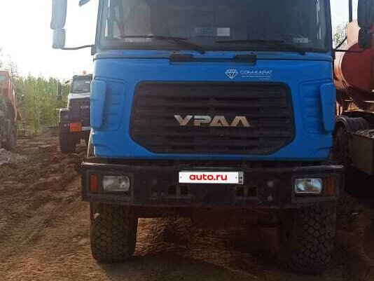 2015 Урал 4320, синий, 5300000 рублей