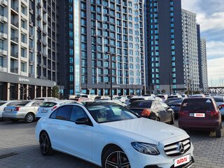 2017 Mercedes-Benz E-Класс 200 V (W213, S213, C238), белый, 3000000 рублей, вид 2