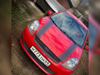 2006 Ford Fiesta Mk5, красный, 390000 рублей, вид 1
