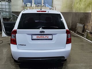 2011 Kia Carens II (UN), белый, 820000 рублей, вид 4