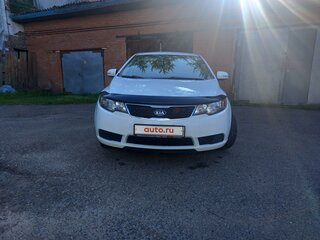 2011 Kia Cerato 5-speed II, белый, 860000 рублей, вид 5
