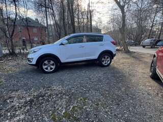 2011 Kia Sportage III, белый, 1330000 рублей, вид 1