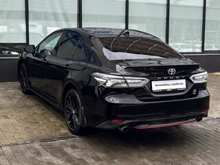 2021 Toyota Camry VIII (XV70) Рестайлинг, чёрный, 3550000 рублей, вид 3